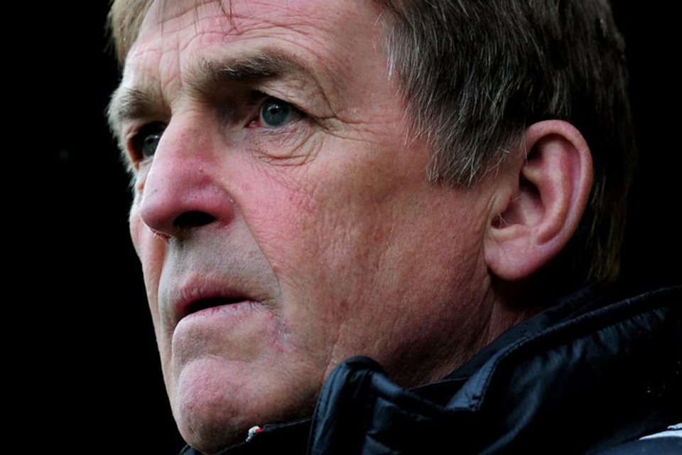 Norwich City v Liverpool - Premier League...NORWICH, ENGLAND - APRIL 28:  Kenny Dalglish the Liverpool manager looks on during the Barclays Premier League match between Norwich City and Liverpool at Carrow Road on April 28, 2012 in Norwich, England.  (Photo by Jamie McDonald/Getty Images)...S