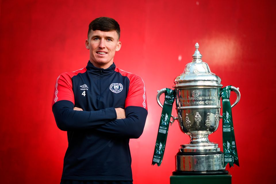 Joe Redmond, capitán del St Patrick's Athletic, en Richmond Park en Dublín, antes de la final de la Copa FA el domingo.  Foto de Stephen McCarthy/SportsFile