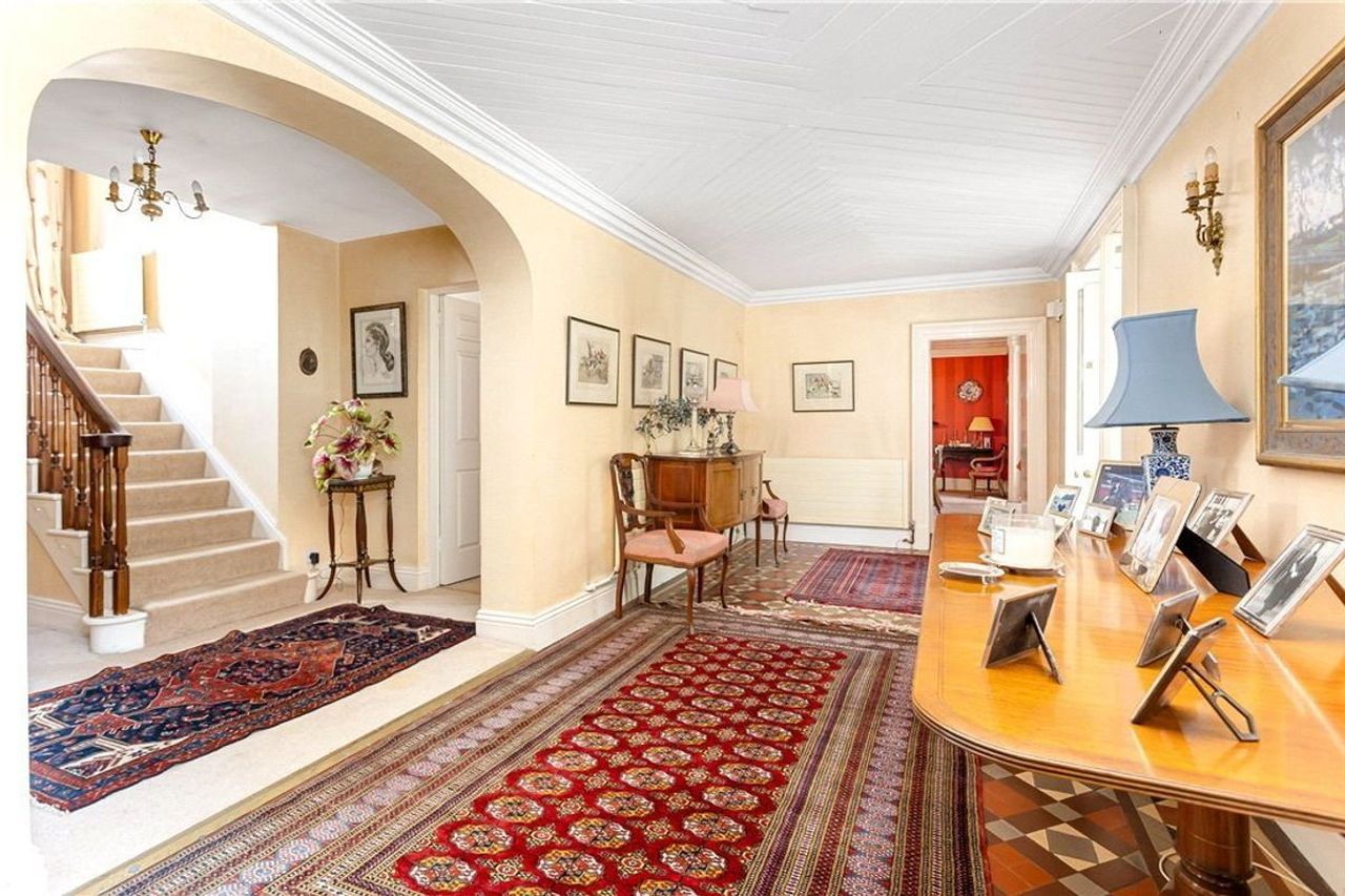 See inside the historic Larkfield House on the Waterford Kilkenny ...