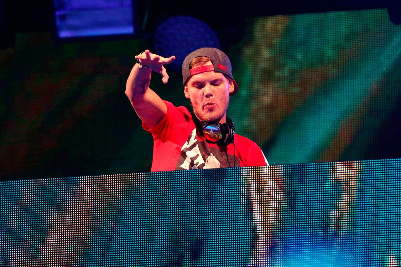 Avicii Gets Rick Rolled And It's Outstanding