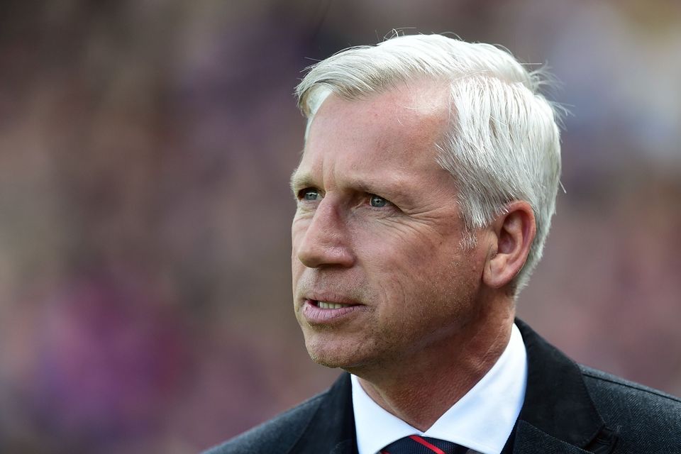 Crystal Palace manager Alan Pardew, pictured, believes referees should not have to control Premier League timekeeping