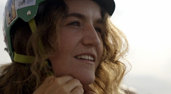 ‘It was a life-changing experience’ – Woman paddleboarding across Ireland after making history with Wild Atlantic Way skateboard challenge