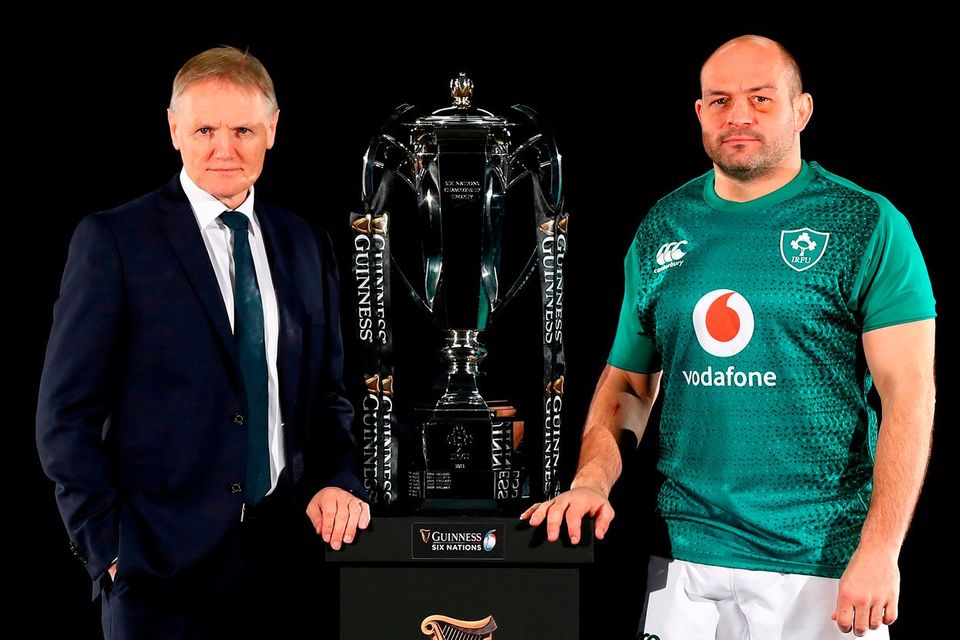Ireland's Coach Joe Schmidt and Captain Rory Best pose with the trophy during the 6 Nations Launch event at The Hurlingham Club in west London on January 23, 2019.(Photo by Clive Rose/Getty Images)