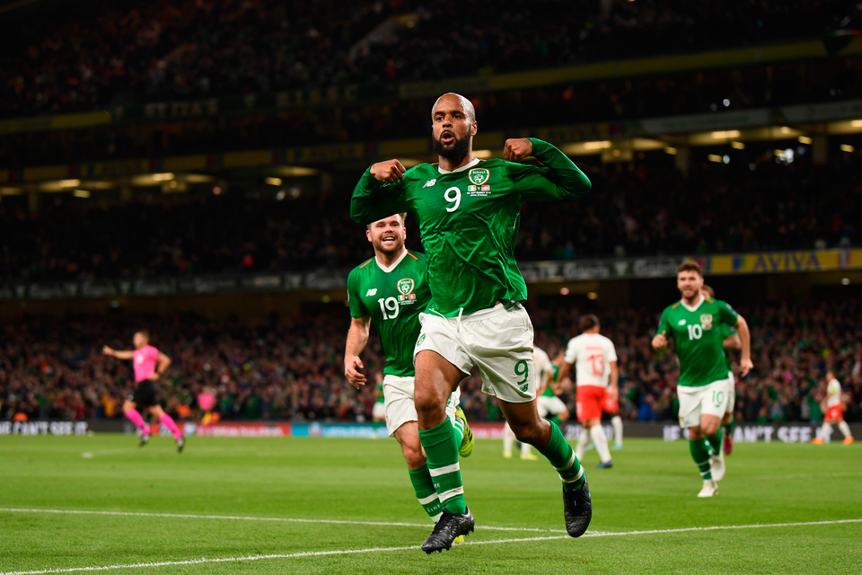 David McGoldrick of Republic of Ireland celebrates after scoring his side's first goal during the UEFA EURO2020 Qualifier Group D match between Republic of Ireland and Switzerland at Aviva Stadium, Dublin. Photo by Stephen McCarthy/Sportsfile