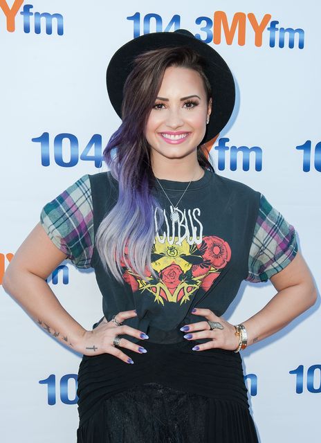 Singer Demi Lovato absolutely nails the purple ombre hair trend