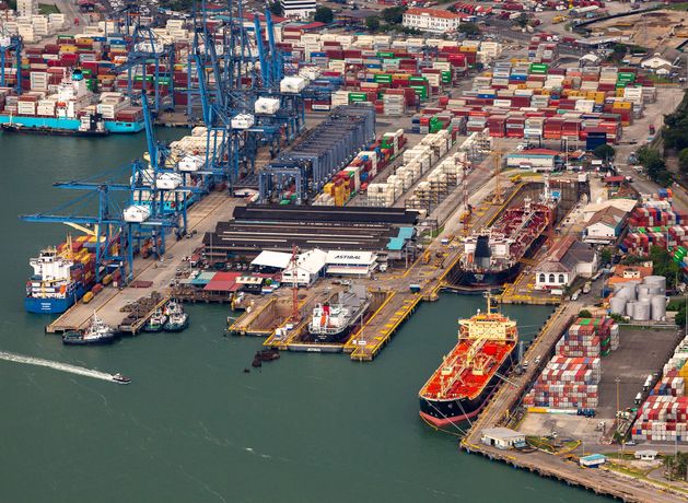 Hong Kong firm claims Denmark’s Maersk allied with Panama in a scheme to take over port