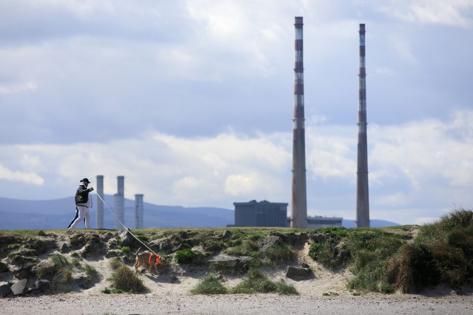Dublin's iconic Poolbeg Towers are to get a fresh paint job