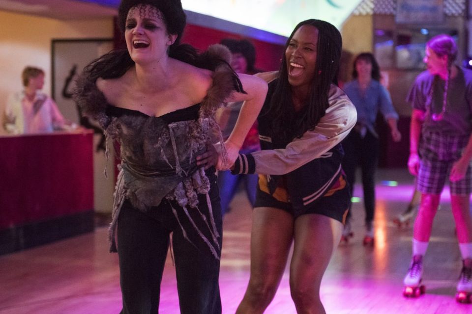Netflix's GLOW casts the Gorgeous Ladies of Wrestling in a scattered but  undeniably fun comedy - Vox