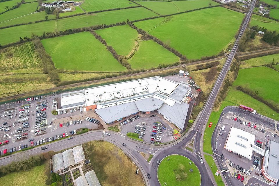 The Tipp Town Shopping Centre located on the Limerick Road on the outskirts of the town, is to be sold on March 21, with a guide price of €1,600,000. 