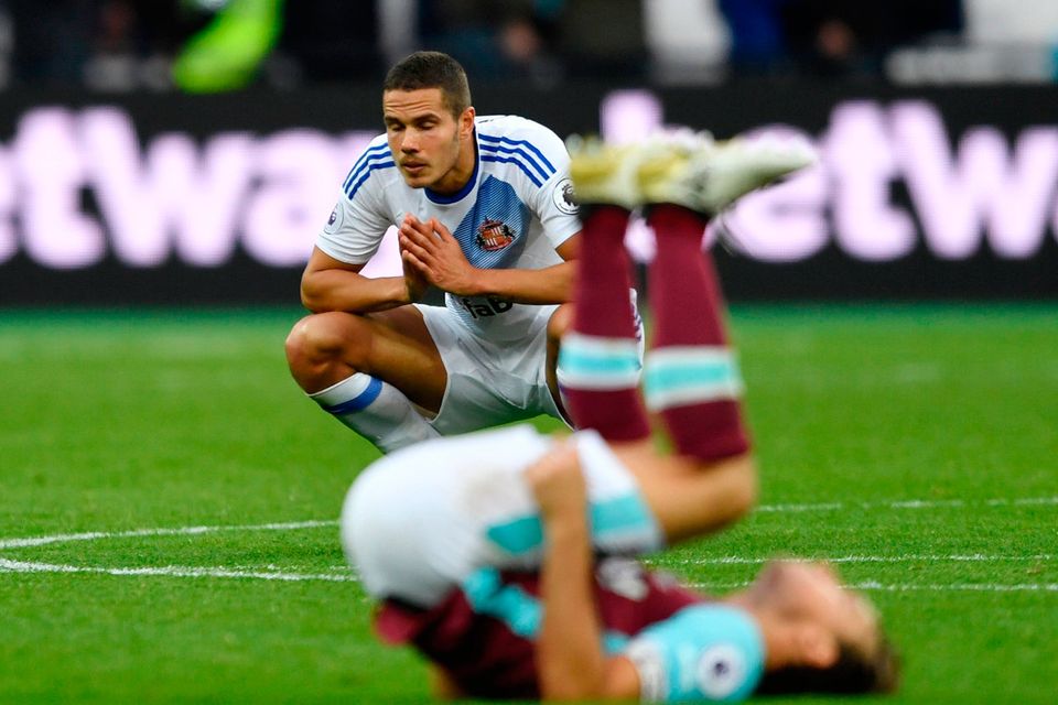 Britain Soccer Football - West Ham United v Sunderland - Premier League - London Stadium - 22/10/16
Sunderland's Jack Rodwell looks dejected after the match 
Action Images via Reuters / Tony O'Brien
Livepic
EDITORIAL USE ONLY. No use with unauthorized audio, video, data, fixture lists, club/league logos or "live" services. Online in-match use limited to 45 images, no video emulation. No use in betting, games or single club/league/player publications.  Please contact your account representative for further details.