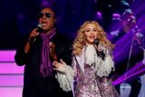 thumbnail: Stevie Wonder and Madonna perform "Purple Rain" during the tribute to Prince at the 2016 Billboard Awards in Las Vegas, Nevada, U.S., May 22, 2016.  REUTERS/Mario Anzuoni