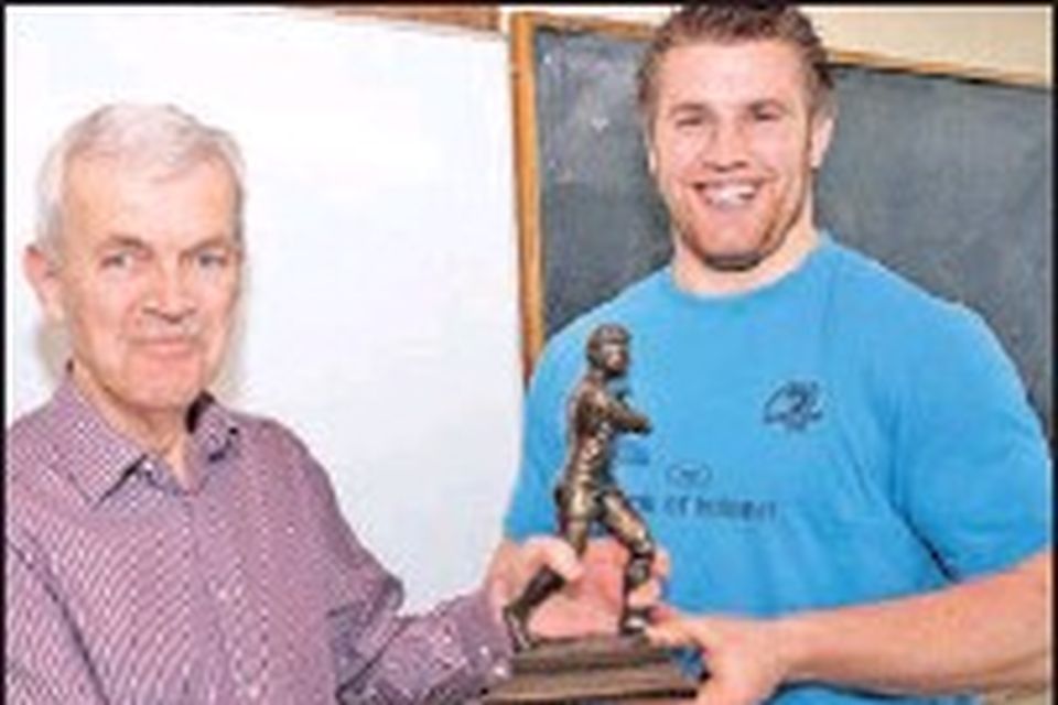 Rugby star Sean returns to school | Irish Independent
