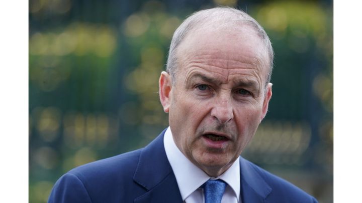 Exclusive Poll: Small gains for Fine Gael as Fianna Fáil down in poll following ‘giveaway’ Budget