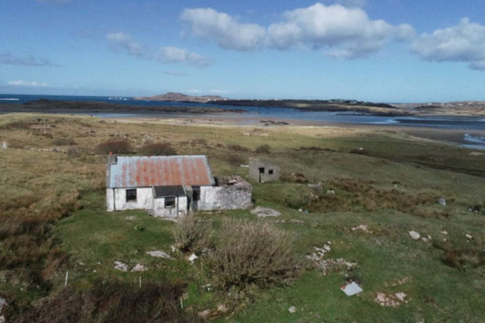 The house in Donegal with 3.5 acres leading to the beach