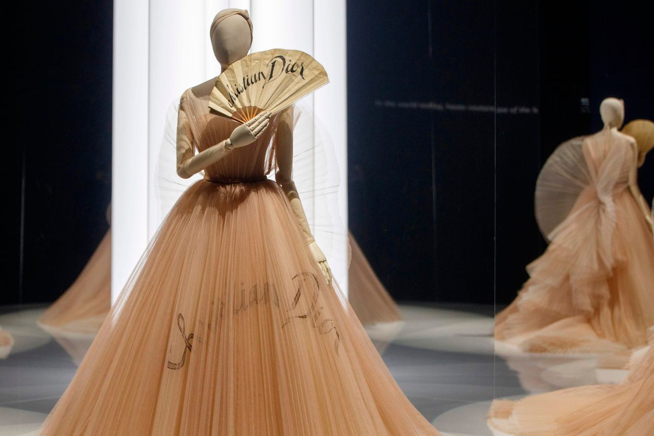 Who's behind Dior's transformation into a megabrand? The kinetic CEO who  embraces chaos - CNA Luxury