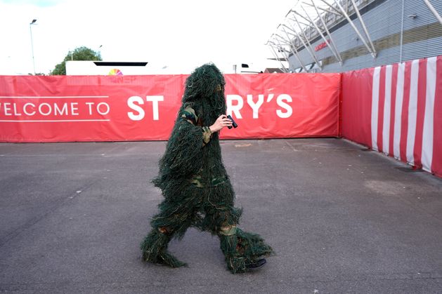 Charles sends Saints to Wembley — photo: independent.ie