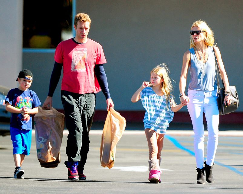 Gwyneth Paltrow, Chris Martin and children Moses and Apple