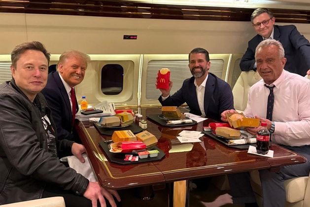 Trump gives Robert F Kennedy Jr McDonald’s ‘poison’ to eat on private plane | Irish Independent