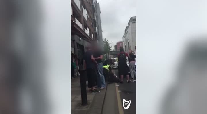 VIDEO - Aftermath of violent brawl on Dublin street | Independent.ie