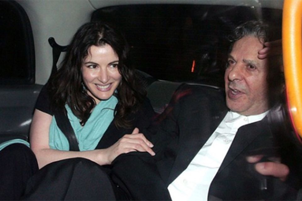 Nigella Lawson and Charles Saatchi sell flat at £11 million discount ...