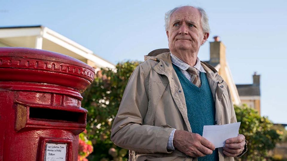 Jim Broadbent goes walkabout