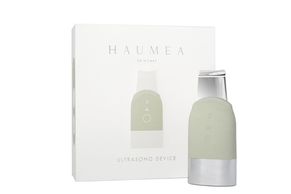 Ultrasono Device by Haumea Skincare (5 €229.99, haumeaskincare.com