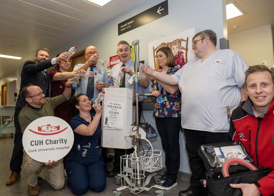 Hospital porters raise €20,000 to buy equipment for sick children by collecting discarded bottles and cans for recycling