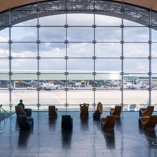 French police investigate after claims that hairdryer was used to manipulate airport weather sensor and win $34,000 bet