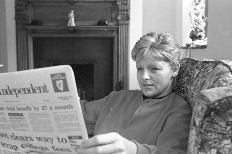Veronica Guerin reading the Irish Independent shortly before her murder on June 26, 1996. Photo: David Conachy