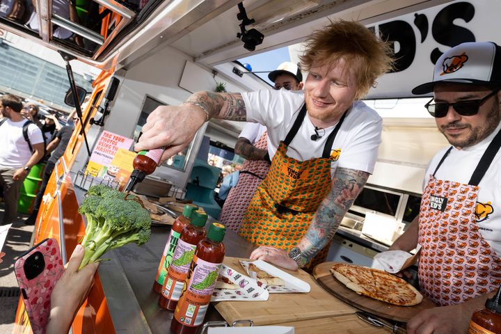 Ed Sheeran makes surprise visit to supermarket to sign autographs in hot sauce