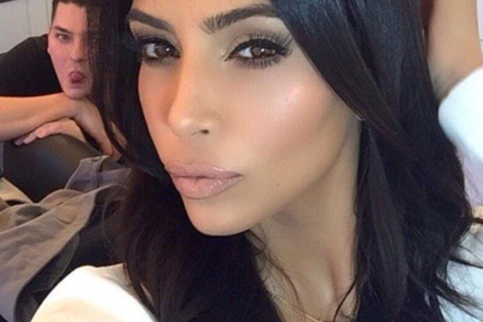 Kim kardashian selfie