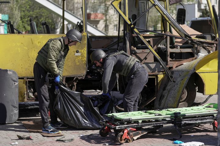 Eight killed in Russian attacks targeting Ukrainian civilians
