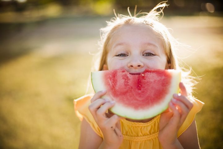 Want your child to have good eating habits? Then look to your own, first