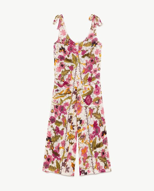 PRINTED JUMPSUIT WITH A TEXTURED WEAVE 
49.95 EUR, Zara