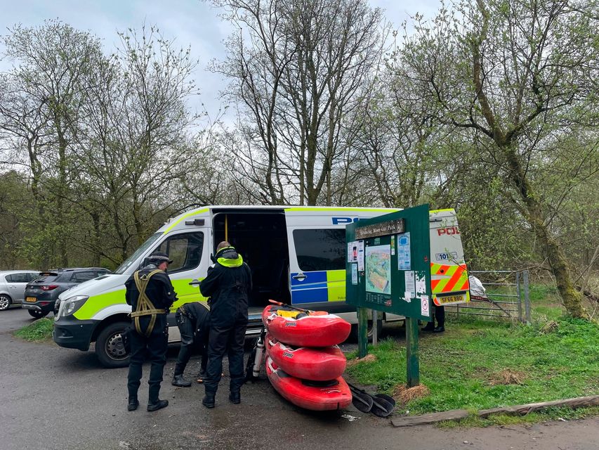 Police divers search for the fiancé of pregnant teacher Marelle Sturrock Photo: Lucinda Cameron/PA Wire