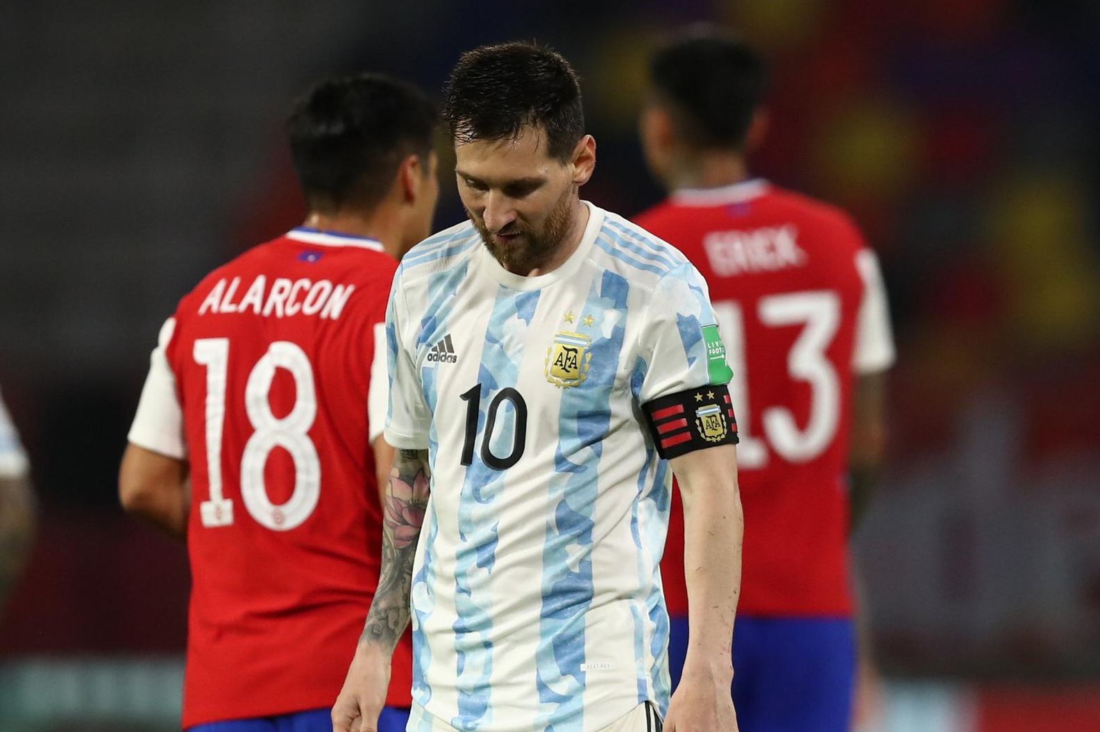 Messi scores penalty but Chile hold Argentina - Newspaper 