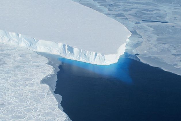 科学者たちが海面上昇の予測に役立てるため「終末氷河」を掘削