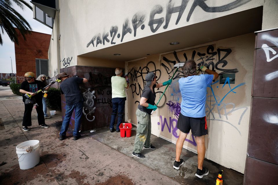 Marines called into LA riot zone are only protecting federal officials and property
