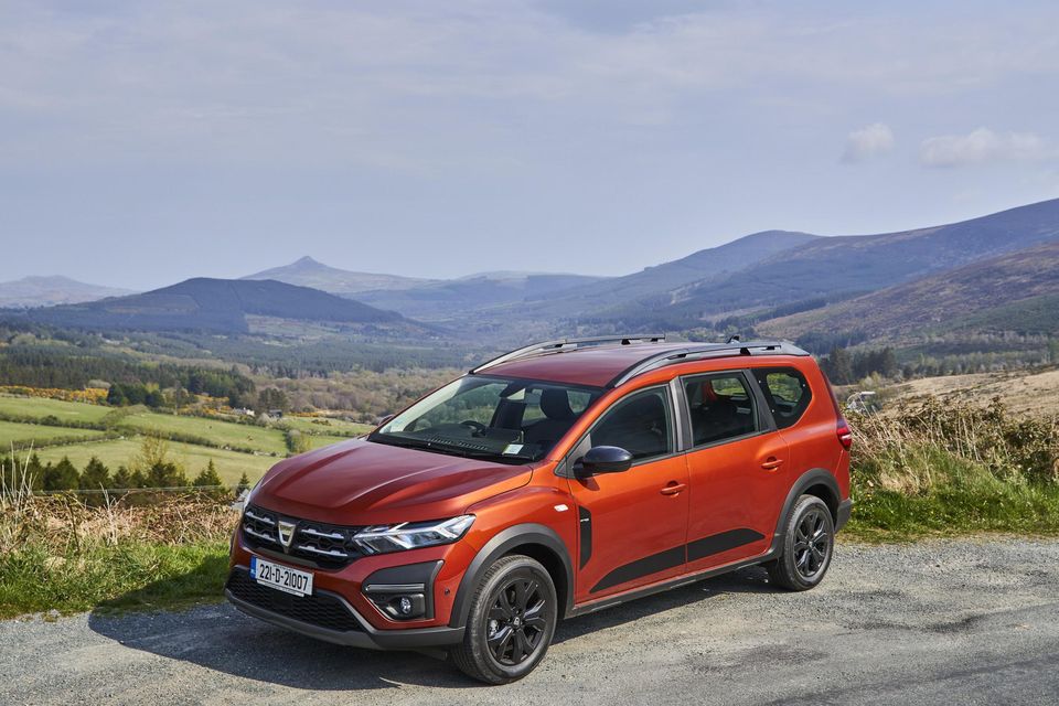 Dacia meets huge family demand for 7-seater with the new Jogger