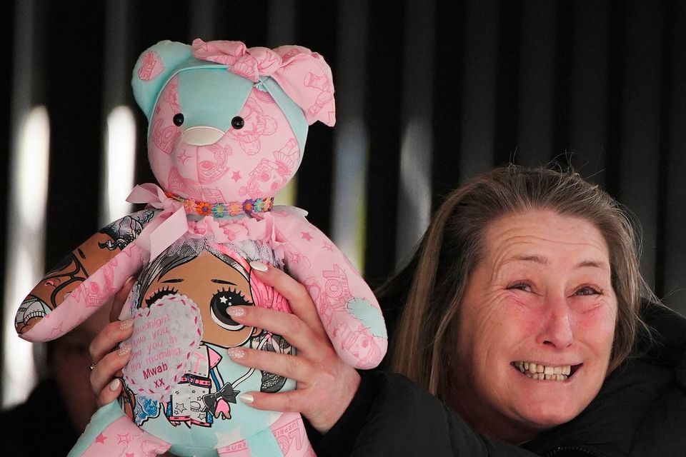 Cheryl Korbel, mother of nine-year-old Olivia Pratt-Korbel, holding a teddy bear outside Manchester Crown Court following the verdict today. Photo: Peter Byrne/PA Wire