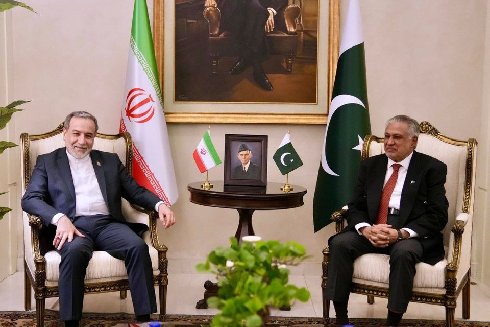 If they want to talk, they can call us': Donald Trump scraps envoys' trip  to Pakistan for negotiations on war in Iran | Irish Independent