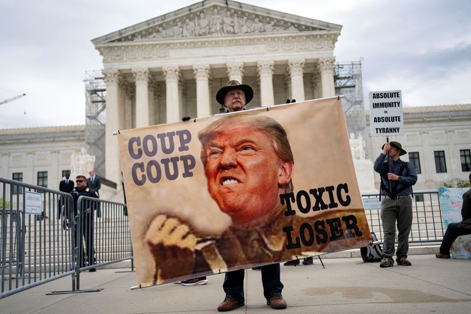 US Supreme Court justices in Donald Trump case lean towards some level ...