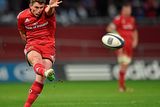 thumbnail: Ian Keatley kicks a penalty to put Munster 6-3 up at the start of the second half. Picture credit: Matt Browne / SPORTSFILE