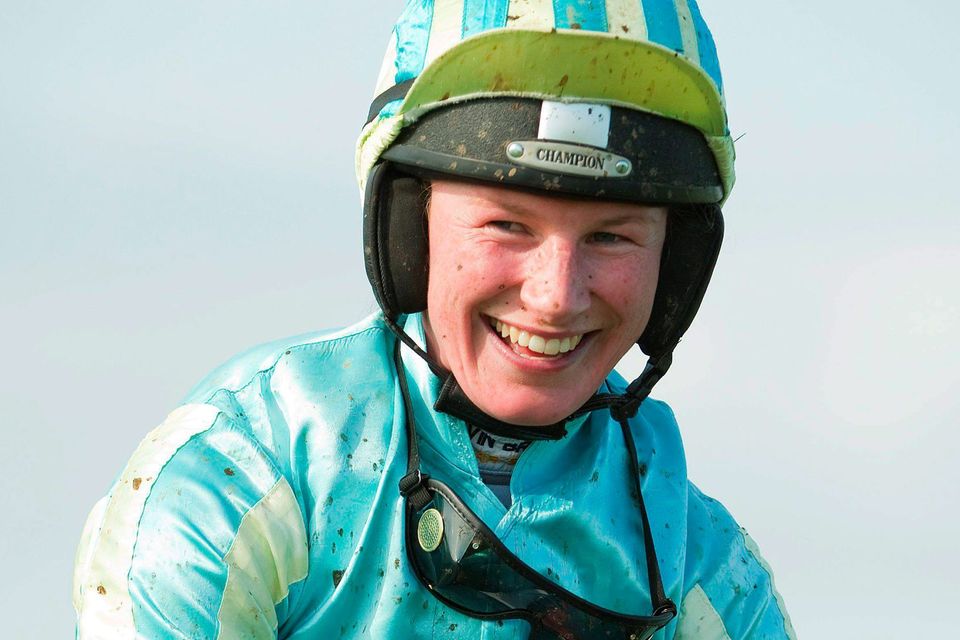 Nina Carberry will have another go at becoming the first first woman to ride the National winner after being booked by Mouse Morris for First Lieutenant