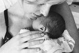 thumbnail: Pippa O'Connor with baby Louis
Instagram @pipsy_pie
