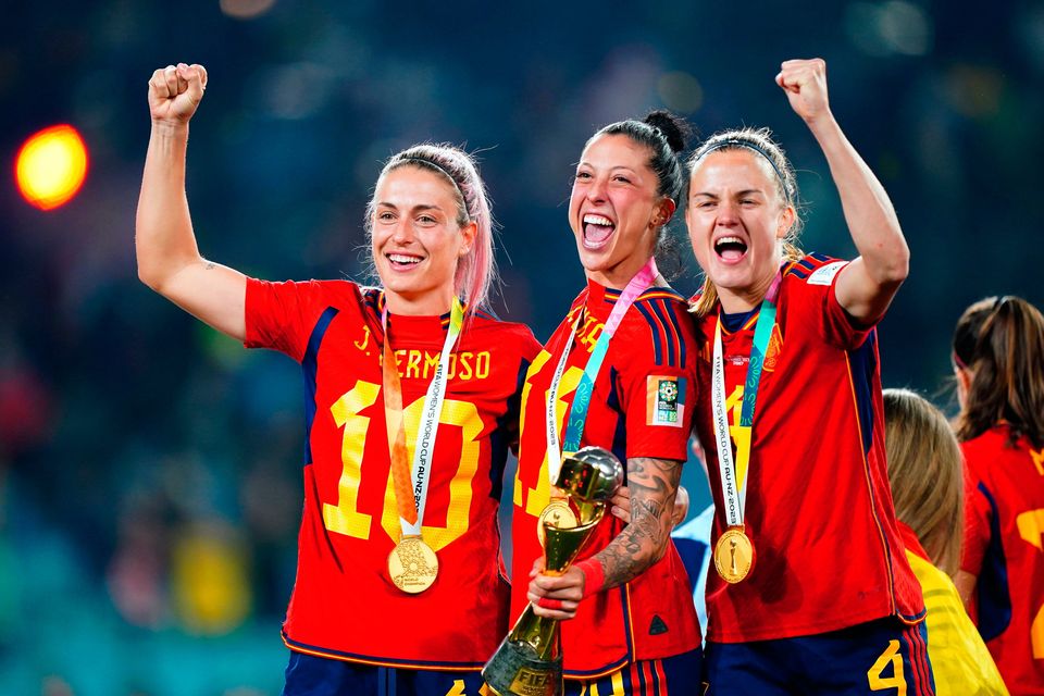 Spain women's coach calls up World Cup-winning players and leaves out  Hermoso to 'protect her'