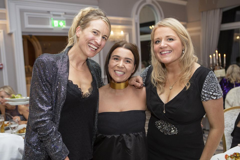 Magician Jules with Jessie Maguire and Ruth Bourke at the Glenview Hotel Black Tie Gala Fundraiser in aid of the Down Syndrome Centre.