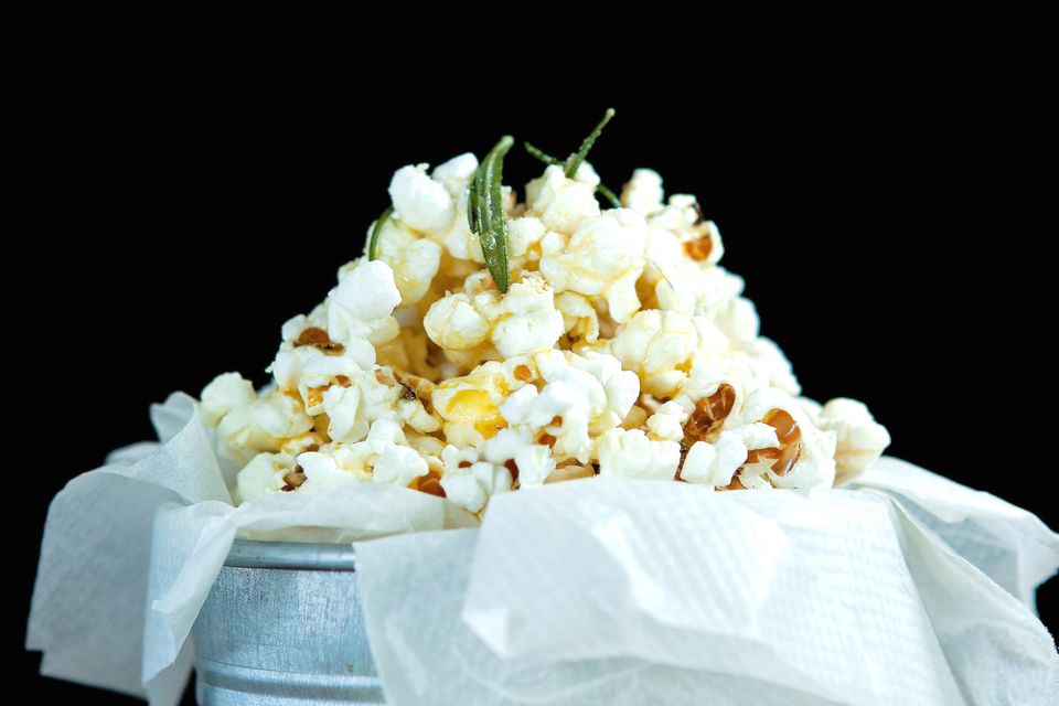 Garlic and rosemary popcorn