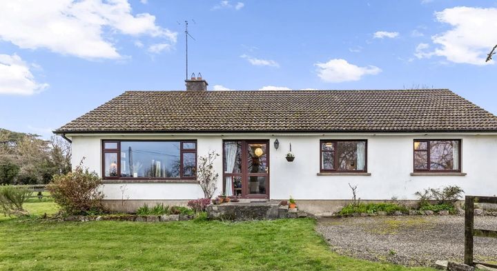 Kilkenny bungalow with three bedrooms on the market for €319,000