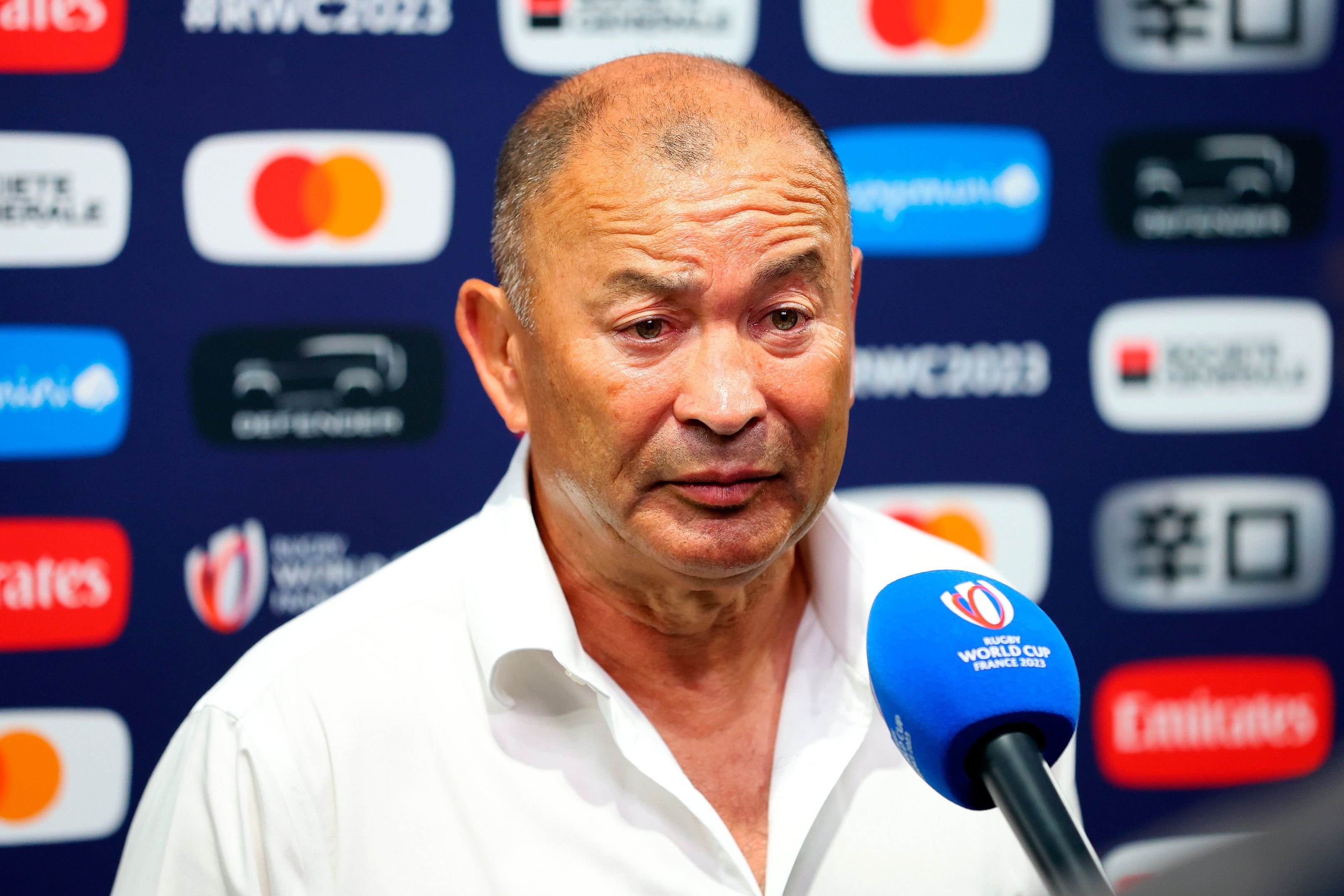 Eddie Jones says slumping Australia can win the Rugby World Cup. He's  serious.